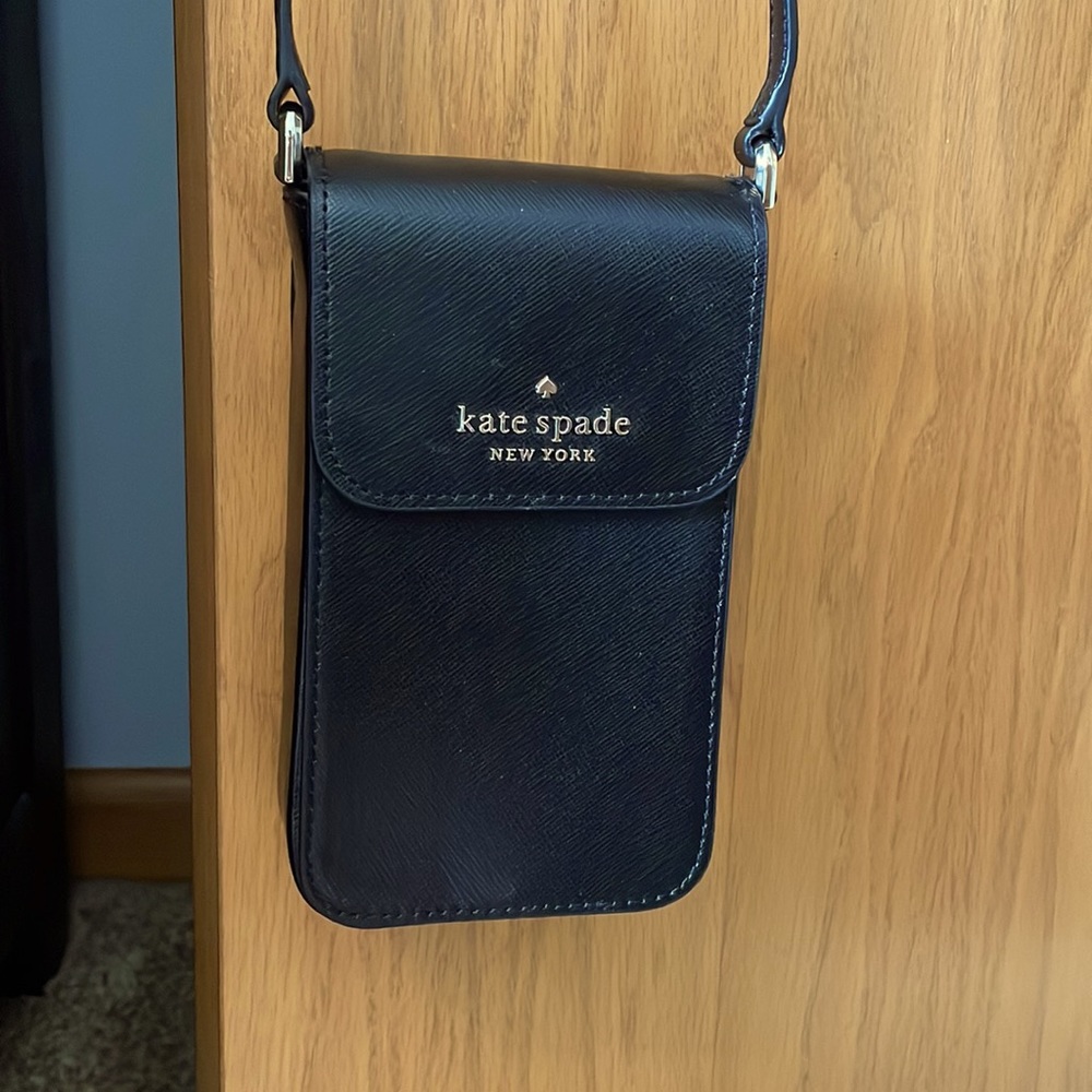 kate spade staci north south flap phone crossbody